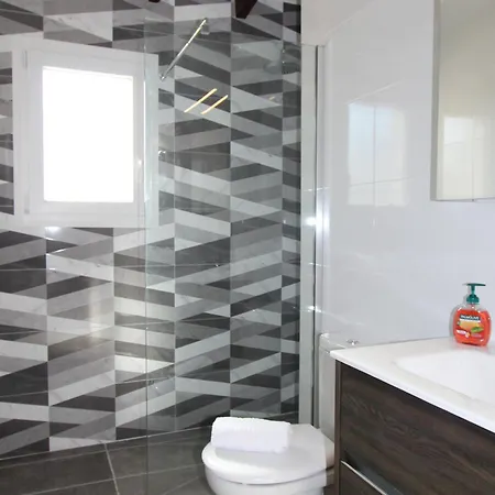 Confortable Avec Piscine Privee Et Jardin, Proche Et Commodites A Moraira, Costa Blanca - Hisp-216-204 Teulada